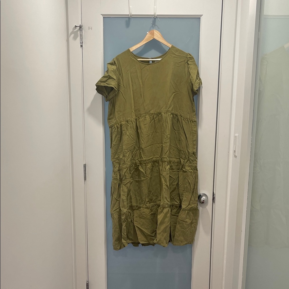 Tradlands Chalet olive Sage Green Midi Dress